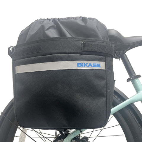 Grocery Pannier with Black Fly Cover