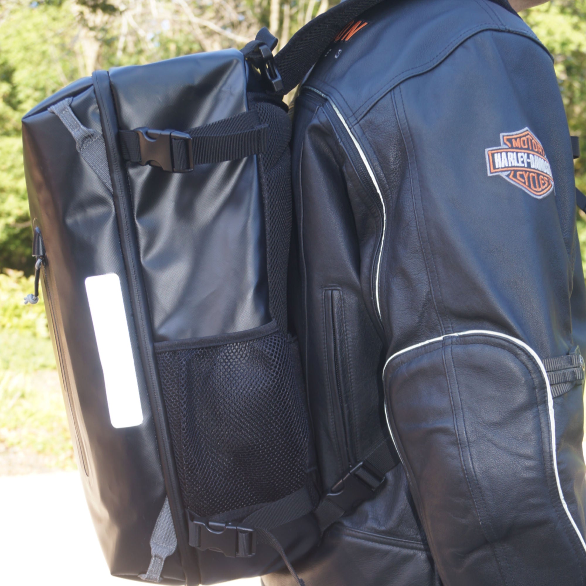Moto Backpack - Mountable on your Rack or Sissy Bar